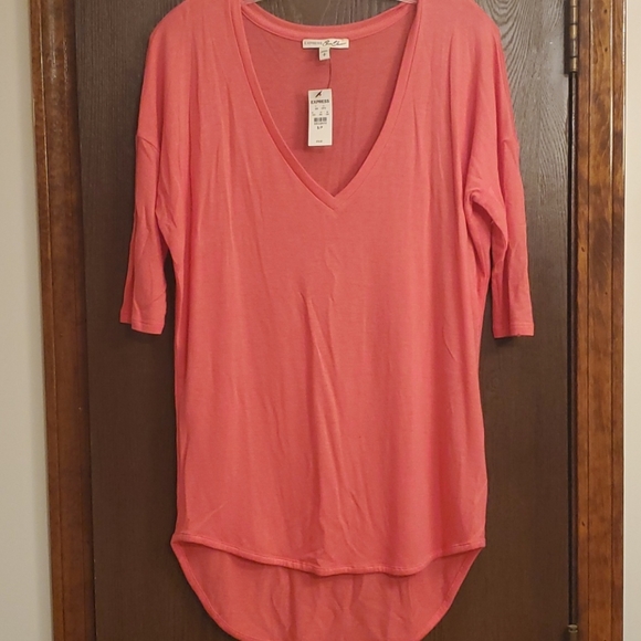 Express top - Picture 1 of 4